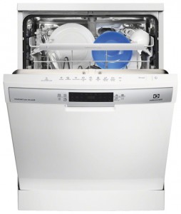 写真 食器洗い機 Electrolux ESF 6710 ROW
