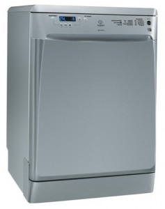 写真 食器洗い機 Indesit DFP 584 M NX