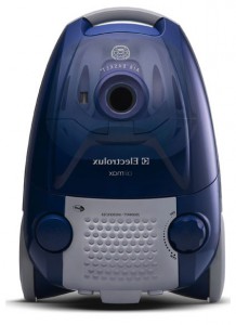 Photo Vacuum Cleaner Electrolux Airmax ZAM 6108