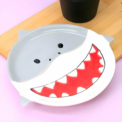 Тарелка керамическая обеденная «Shark plate», gray, 21х22 см фотография